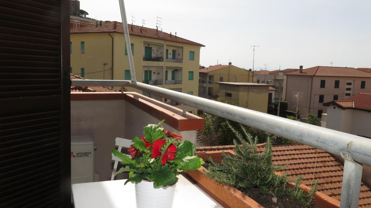 Residenza Turistico Alberghiera Corallo Кастильоне-делла-Пеская Экстерьер фото