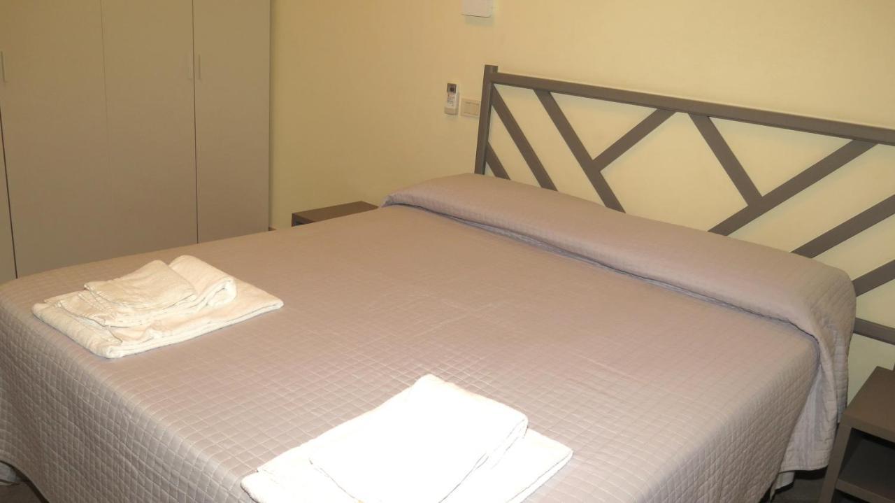Residenza Turistico Alberghiera Corallo Кастильоне-делла-Пеская Экстерьер фото