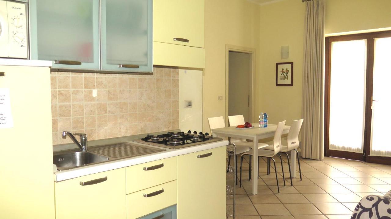 Residenza Turistico Alberghiera Corallo Кастильоне-делла-Пеская Экстерьер фото