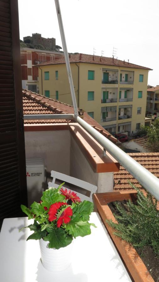Residenza Turistico Alberghiera Corallo Кастильоне-делла-Пеская Экстерьер фото